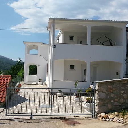 Ruza Apartmani Draga Bascanska Exterior photo