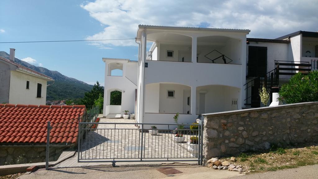 Ruza Apartmani Draga Bascanska Exterior photo