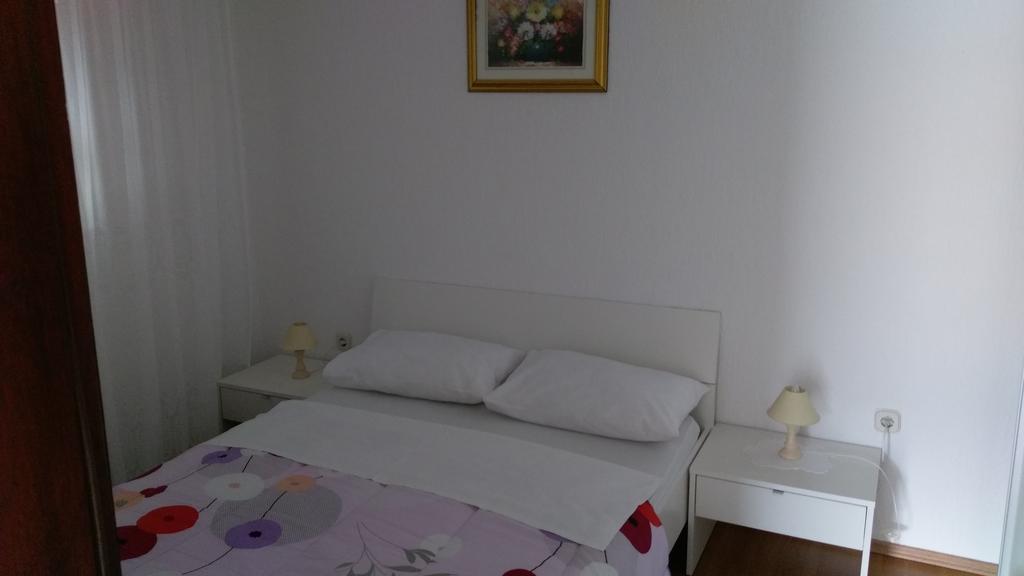 Ruza Apartmani Draga Bascanska Exterior photo
